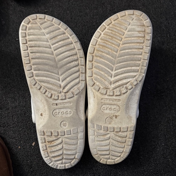 CROCS men’s White Slip-On Sandals